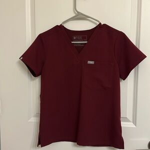 Figs XXS/p Catarina One-pocket Scrub Top Wine